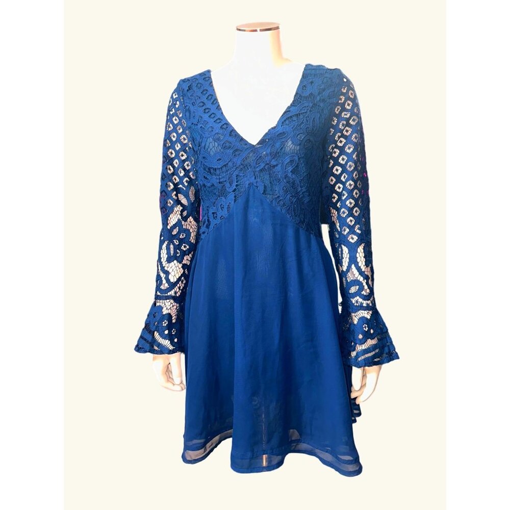 Navy Blue Lace Long Sleeve VNeck Lace Chiffon Dress Flared Sleeves Back Tie Sz S